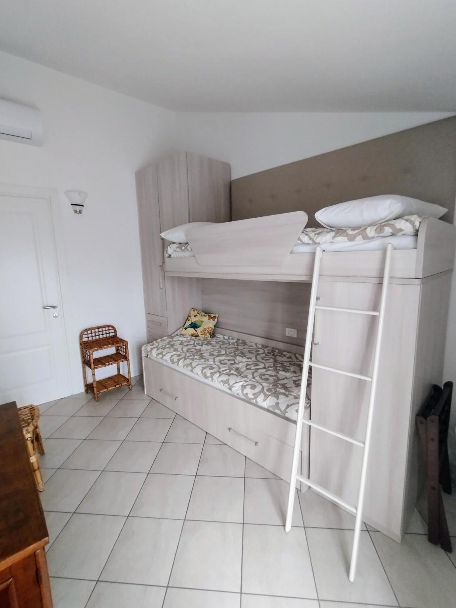 Mansarda Di Masha Apartment Villongo Bagian luar foto