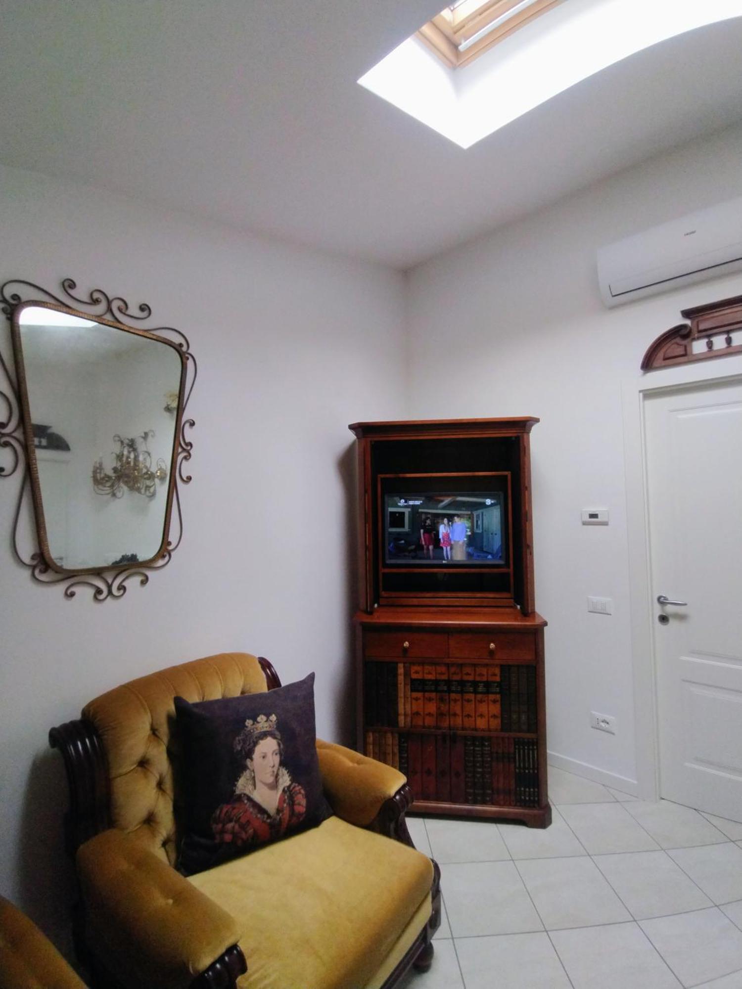 Mansarda Di Masha Apartment Villongo Bagian luar foto