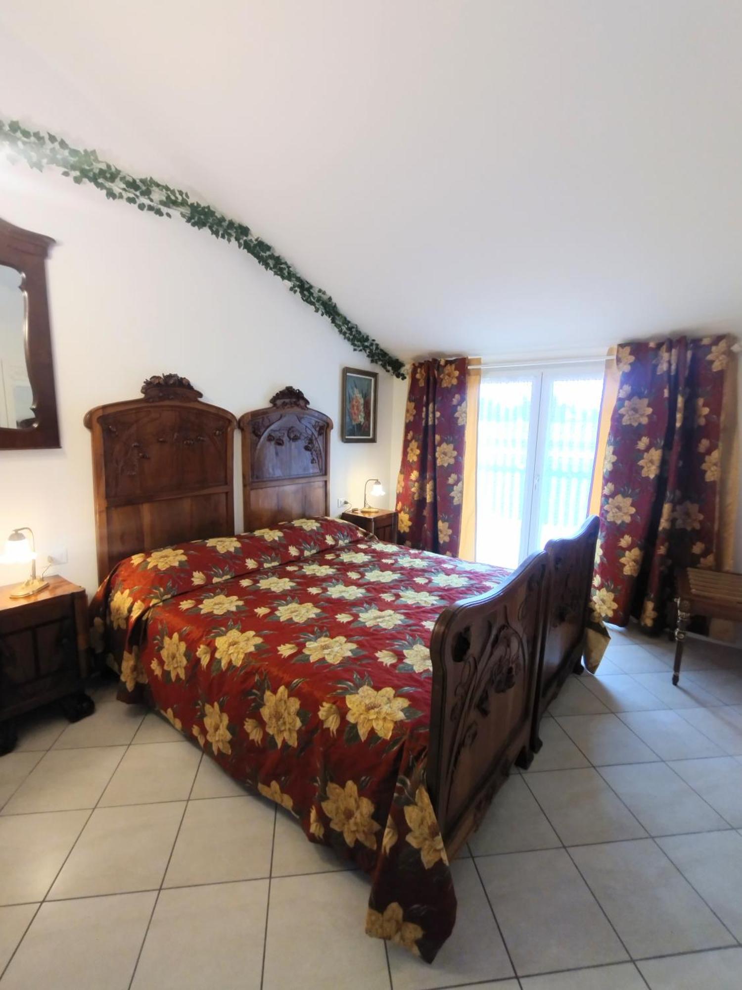 Mansarda Di Masha Apartment Villongo Bagian luar foto