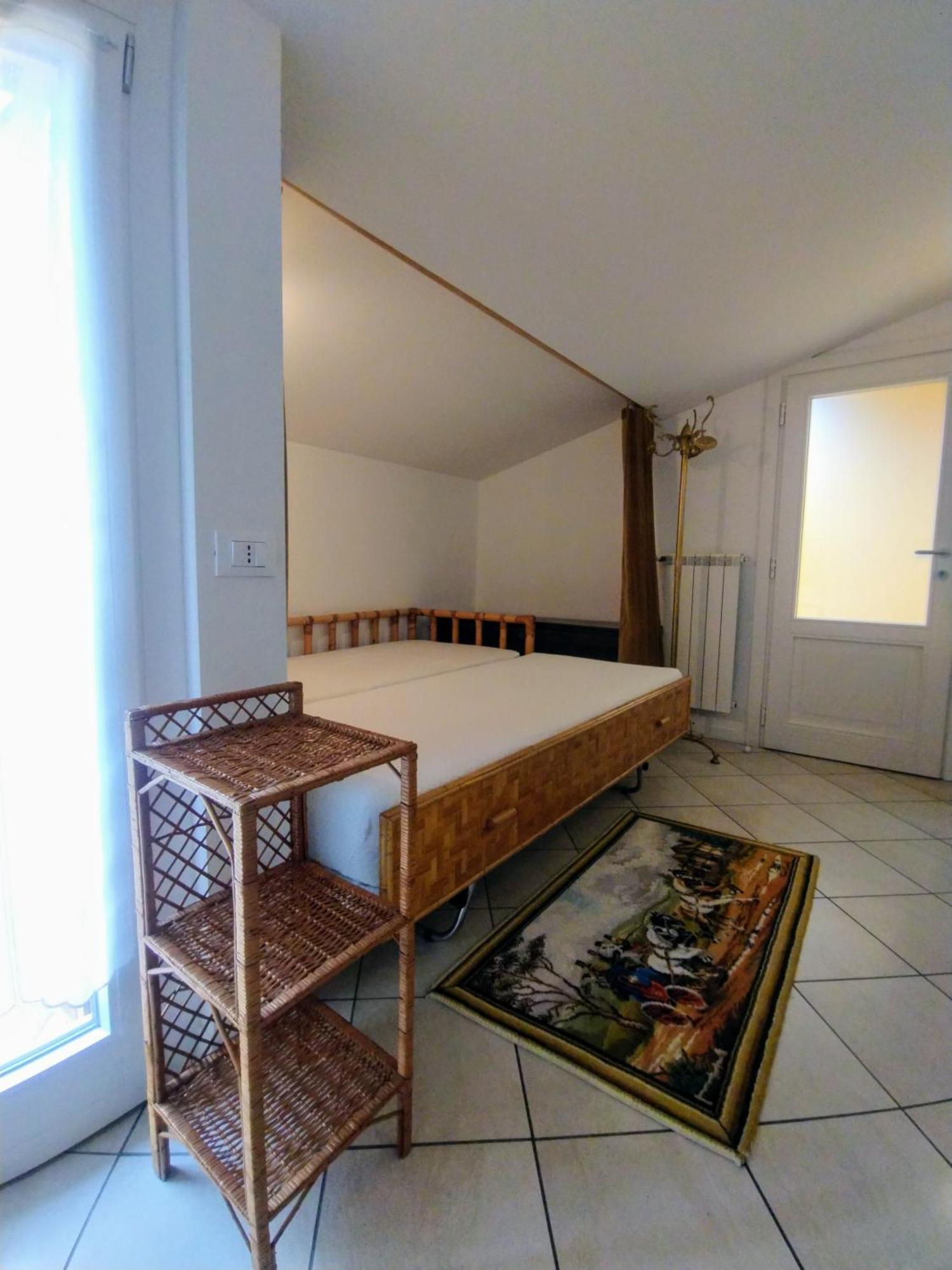 Mansarda Di Masha Apartment Villongo Bagian luar foto